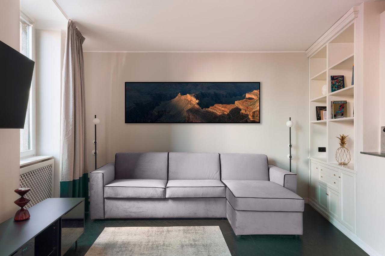 Hl Luxury Duomo Apartment - Via Torino, Montenapoleone Milánó Kültér fotó