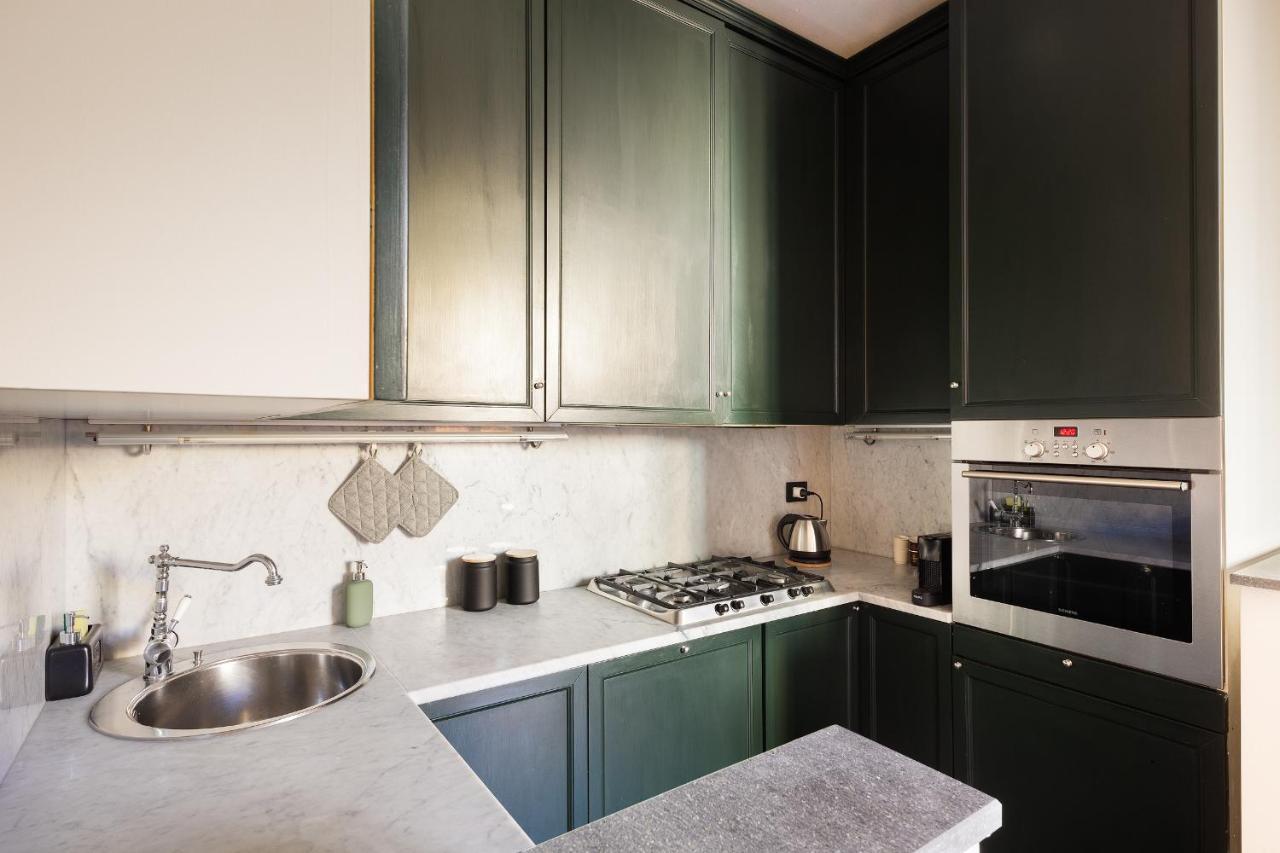 Hl Luxury Duomo Apartment - Via Torino, Montenapoleone Milánó Kültér fotó