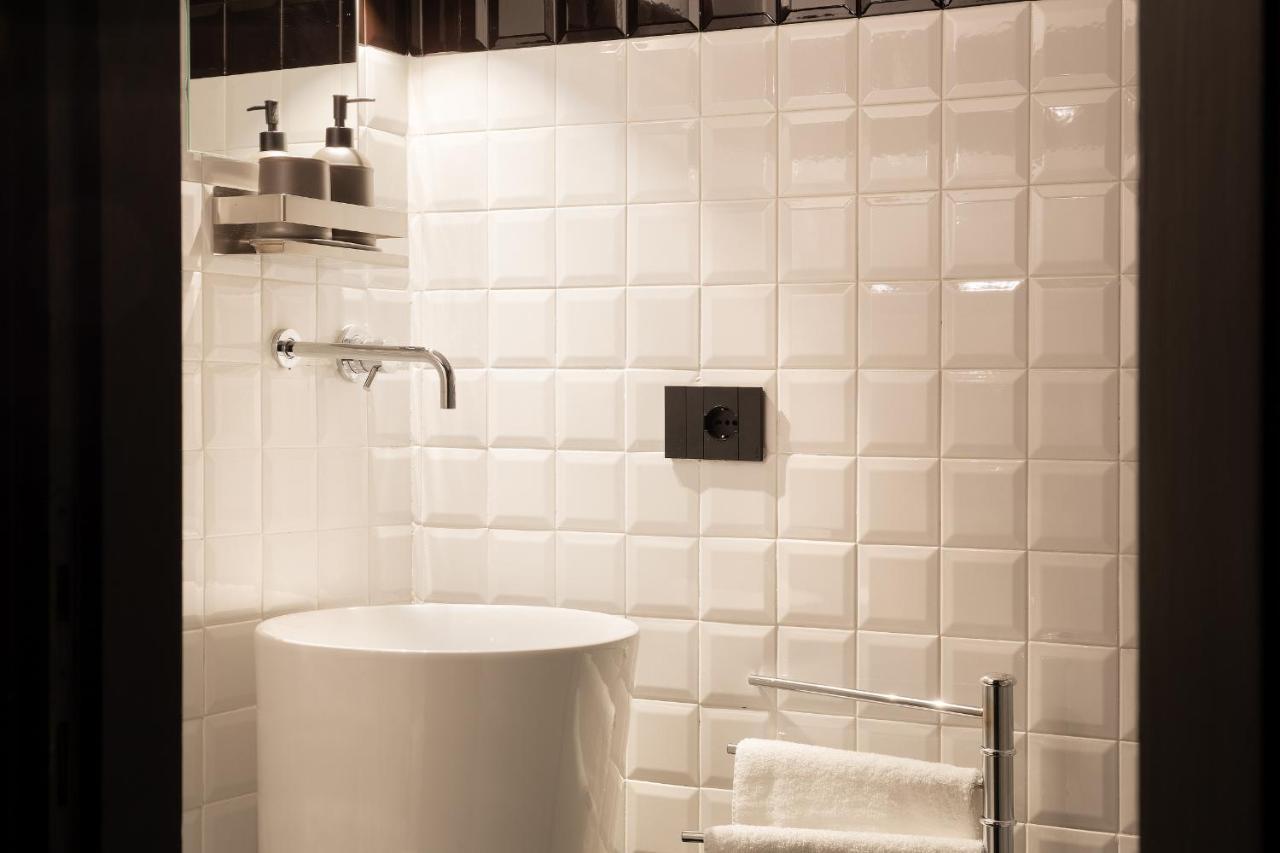 Hl Luxury Duomo Apartment - Via Torino, Montenapoleone Milánó Kültér fotó